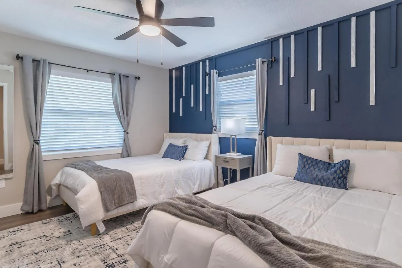 Holiday home Lake House Retreat Near Downtown, Disney, Universal Studios And Airport Orlando