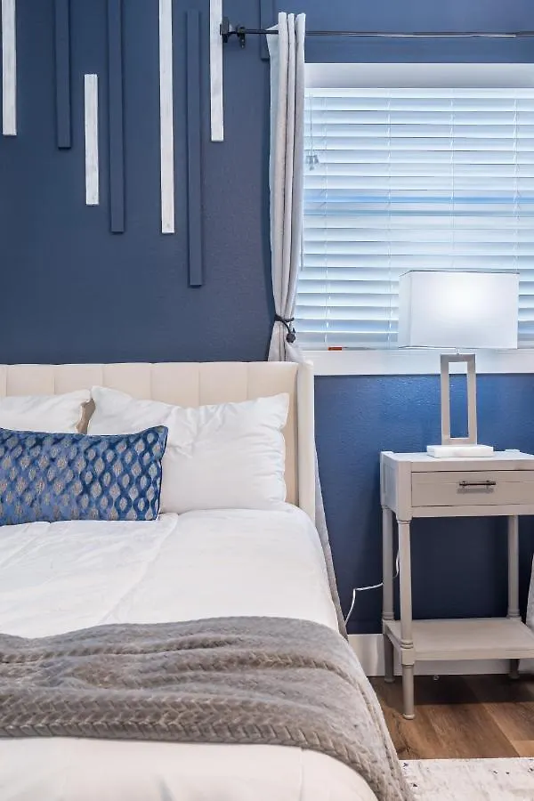 Lake House Retreat Near Downtown, Disney, Universal Studios And Airport 올랜도 0*,  미국